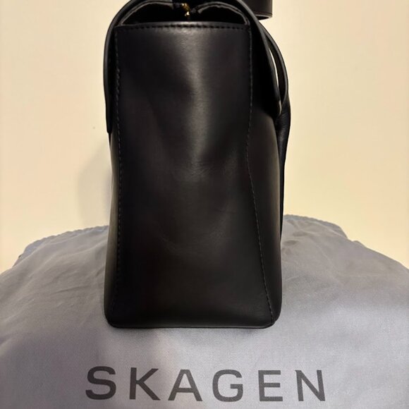 NEW SKAGEN Black Color Leather Handbag and Dust Bag - Picture 5 of 16
